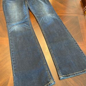 MASSIMO blue curvy fit boot cut jeans size 10Long EUC